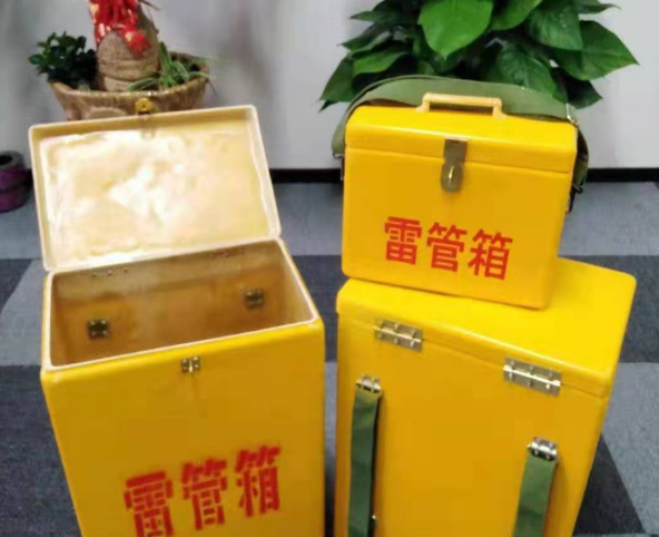 隆尧玻璃钢雷管箱有哪些特点